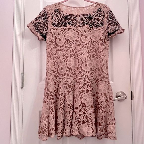 Free people lace semi-transparent mini dress - Picture 3 of 10